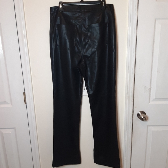 ZARA faux leather flared slim pants - Picture 6 of 10